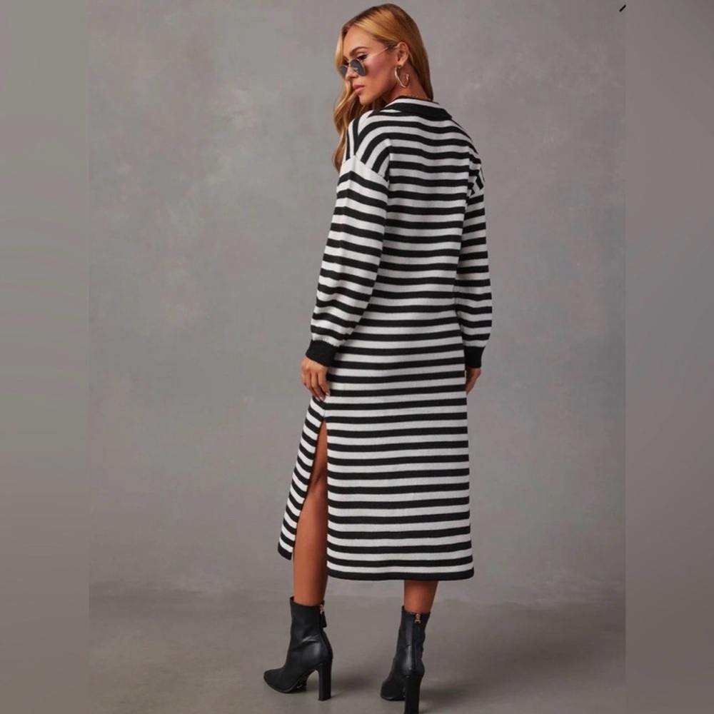 VICI Pasquale Black and White Striped Knit Collared Midi Dress, Large - Picture 4 of 12